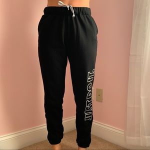 Nike Women’s Just Do It Joggers
